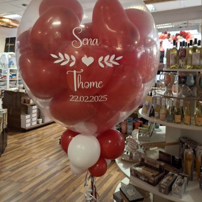 Ballon-Arrangement für eine Hochzeit